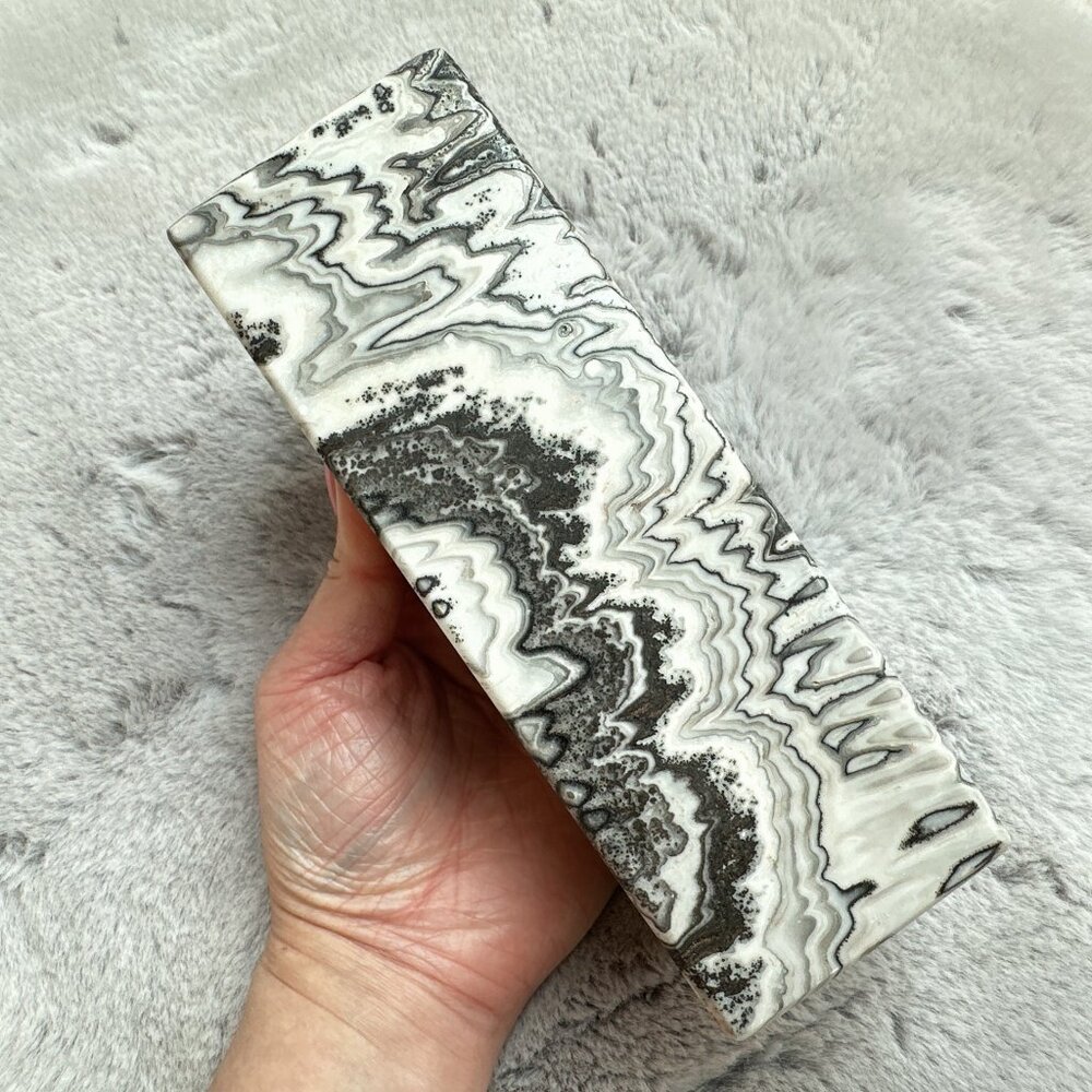 New Beautiful Mexican Onyx/Calcite Candle Holder